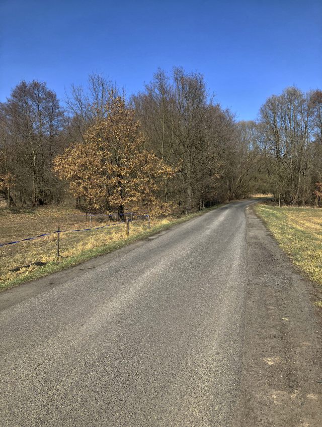 Cestou na Doln Pihel